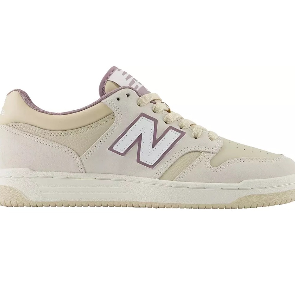 *NEW* New Balance Cream and Lavender 480 Sneakers 💌